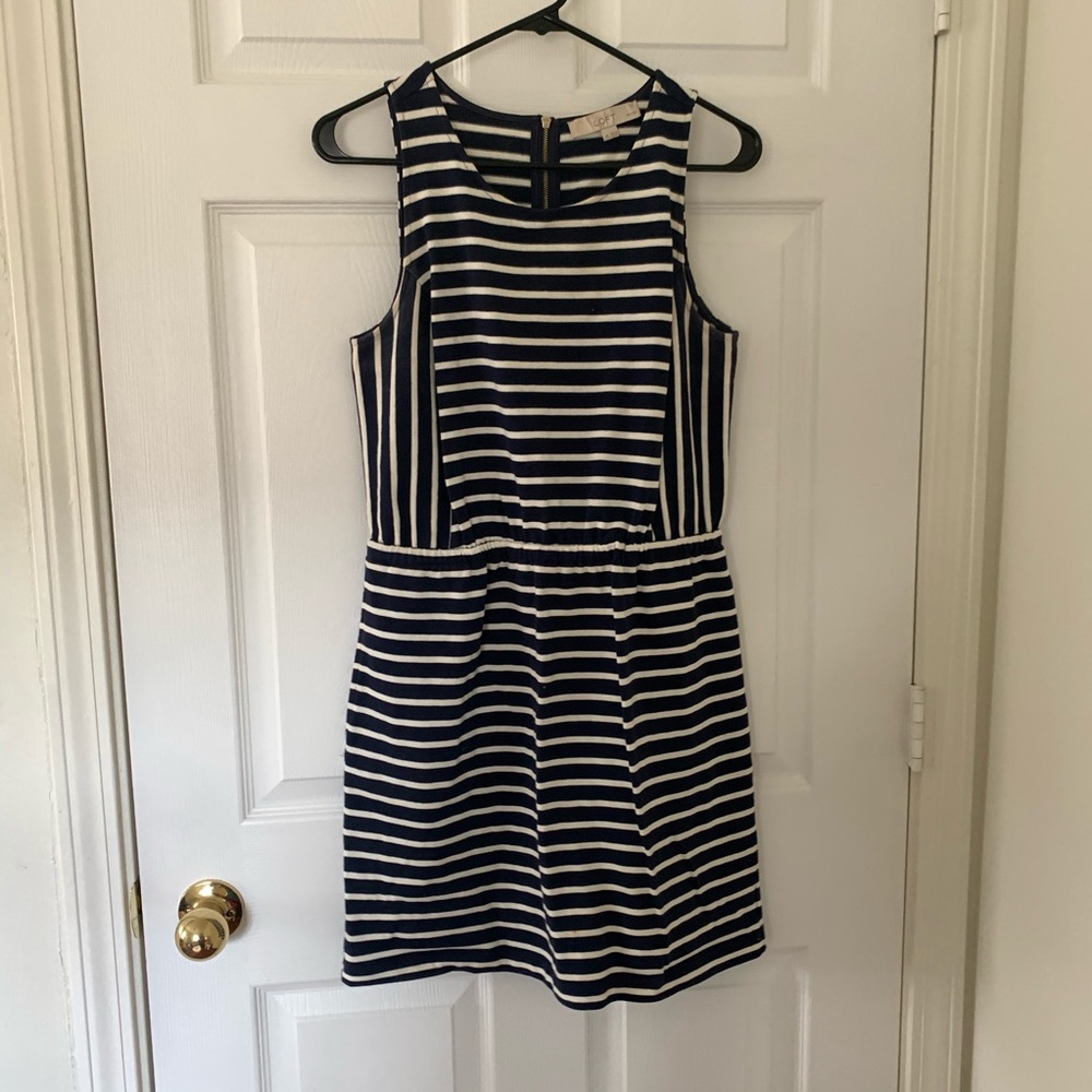 Loft dress with pockets